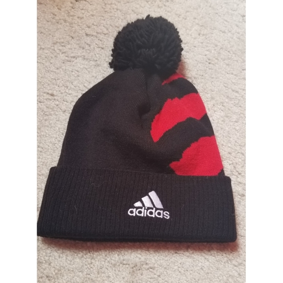 NBA Raptors Winter Hat - Picture 2 of 3